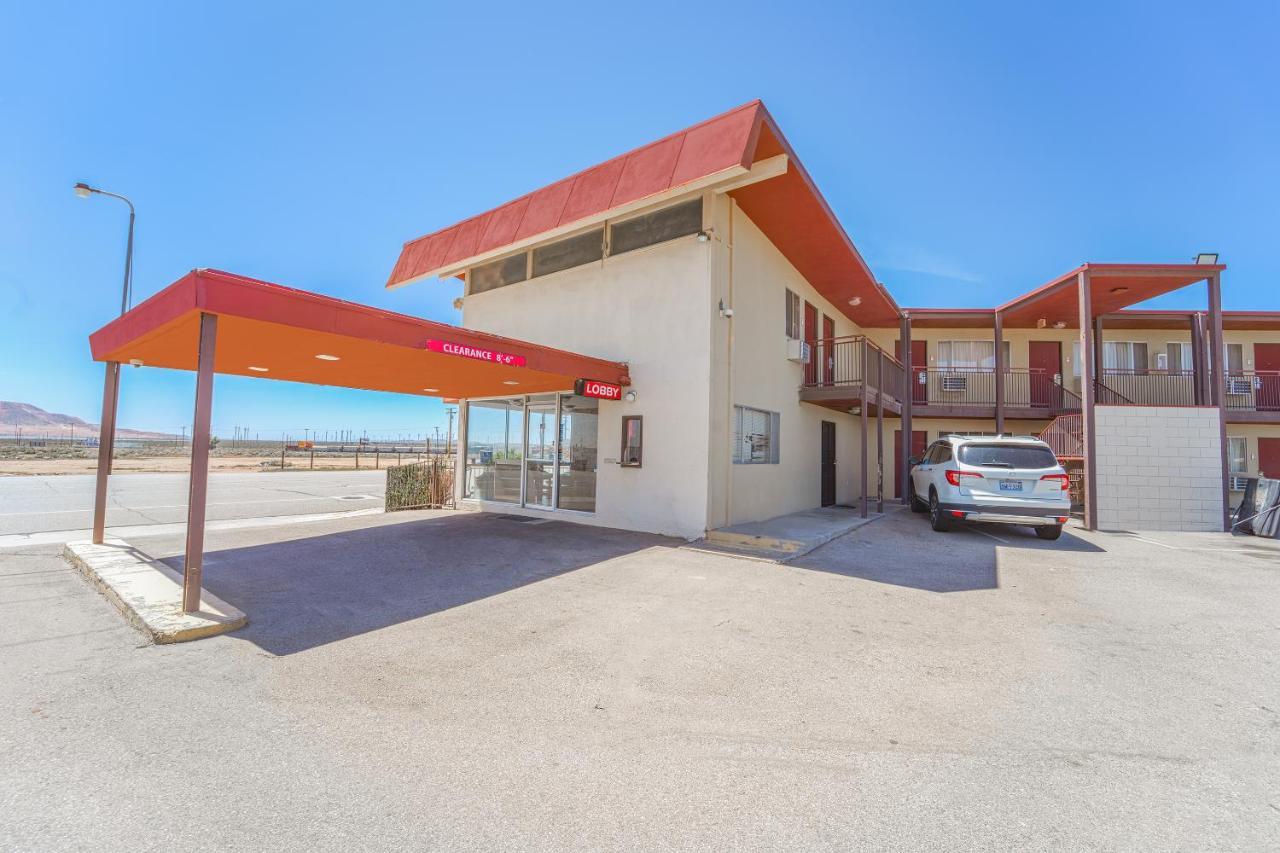 Mojave Hotel Exterior photo